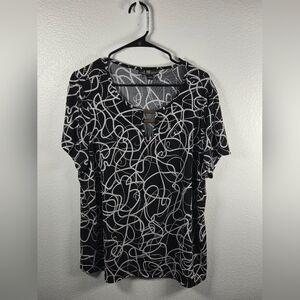 Elegant Black and White Women's Short Sleeve Top